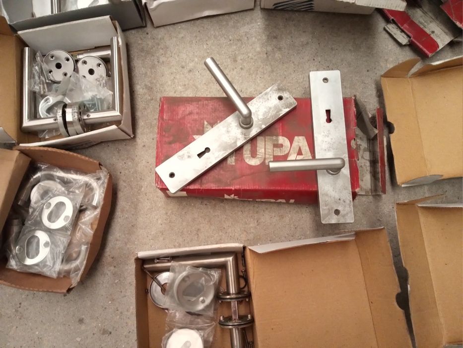 Ferragem para portas