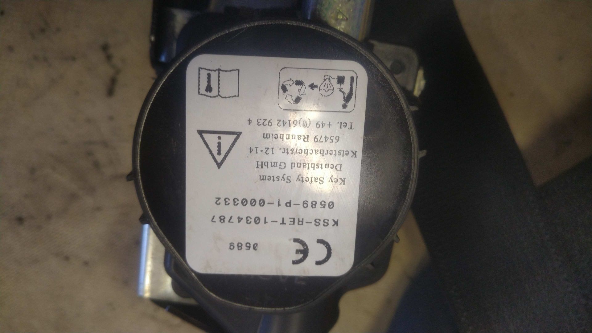 ) S-Max Mk2 pas bezpieczeństwa prawy przód