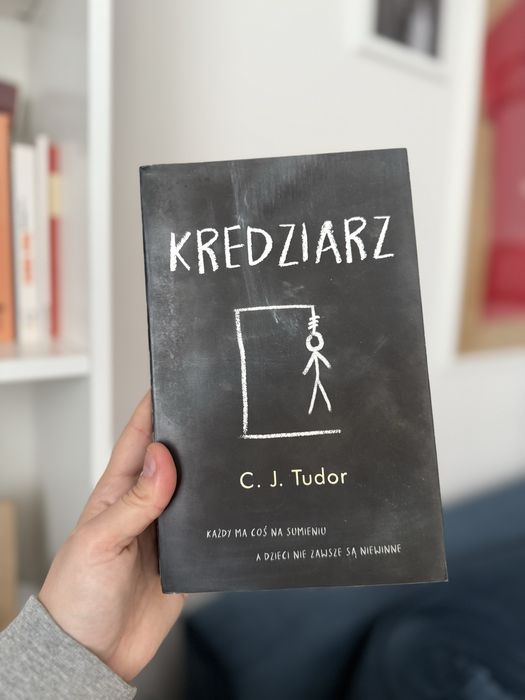 Kredziar - CJ Tudor - thriller psychologiczny
