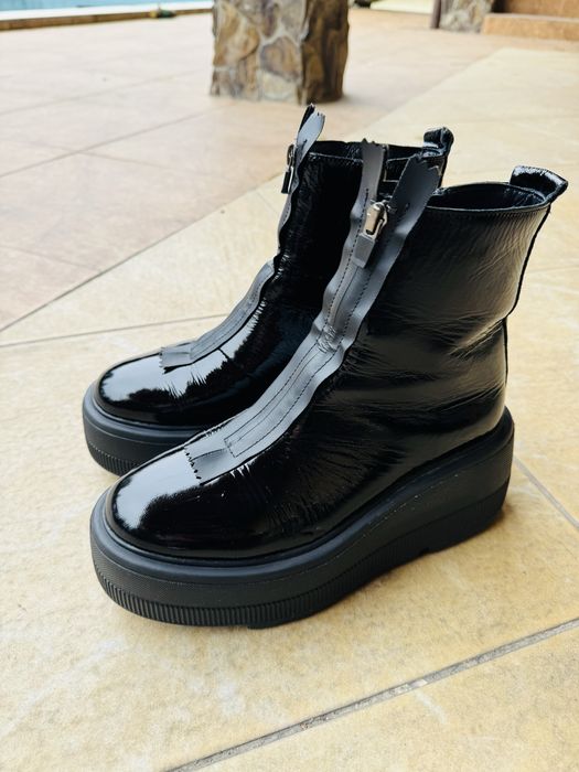 Черевики лакові зимові натуральна шкіра чоботи