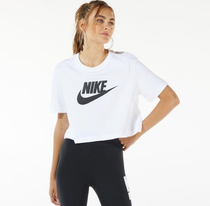 Вкорочена футболка Nike кроп топ