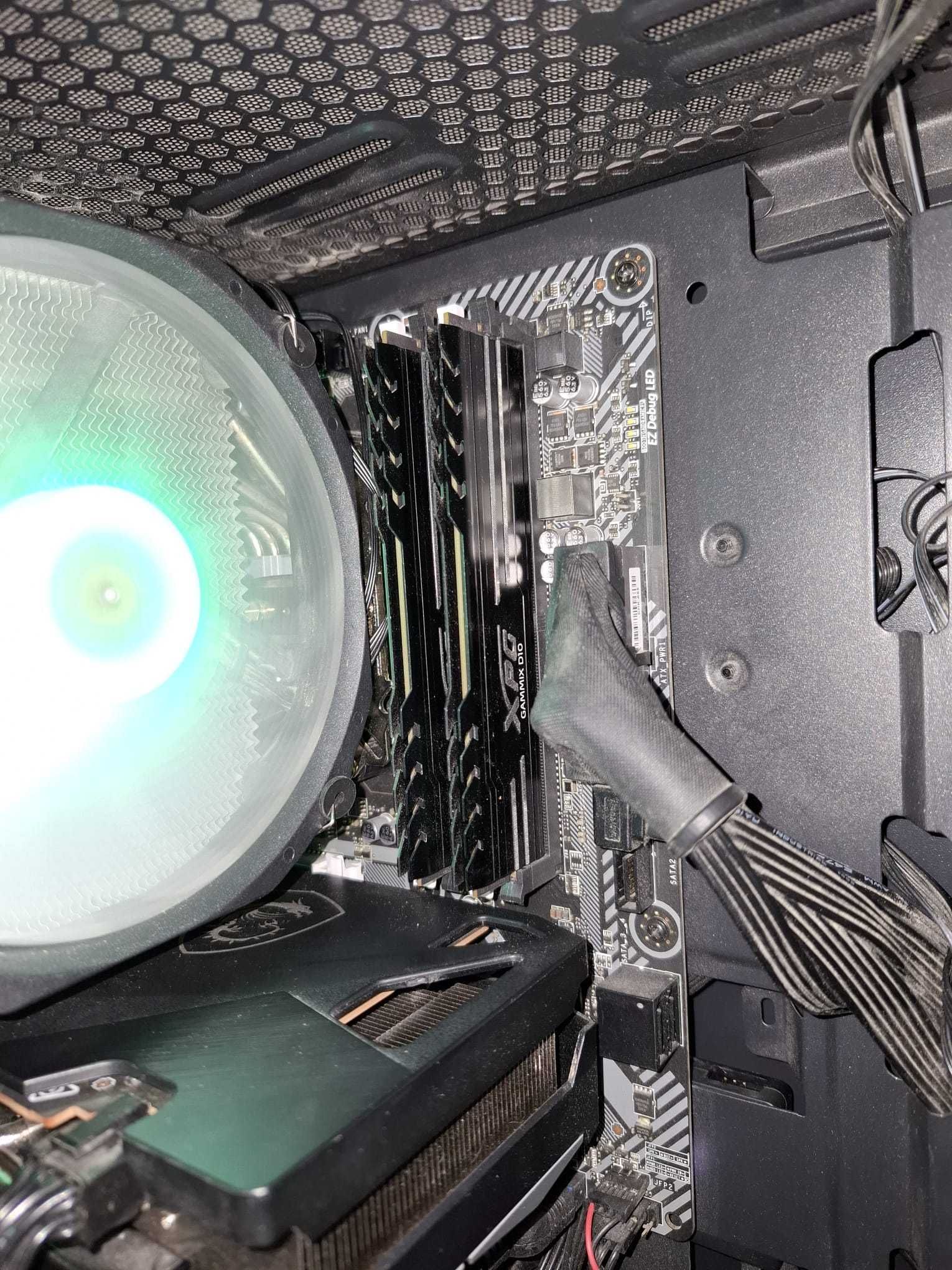 Komputer z 5 5600 i rx 6650 xt + monitor acer 165hz