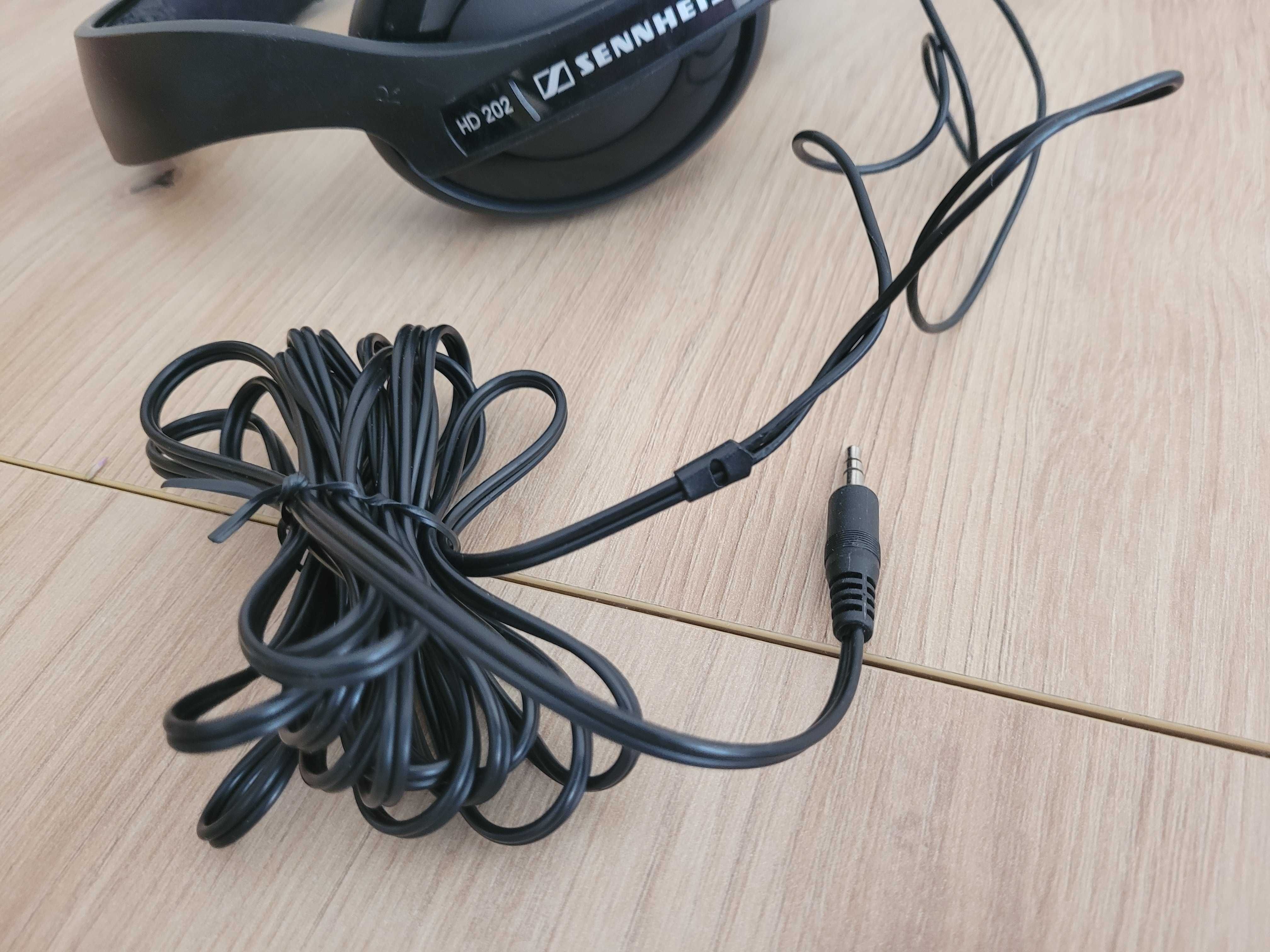 Sprzedam słuchawki SENNHEISER HD 202 II