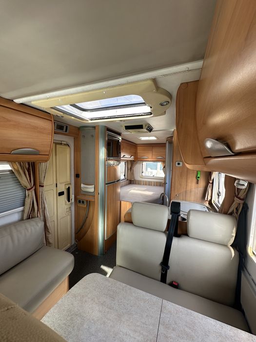 Autocaravana Hymer Tramp GT versão longa 2.8i Td 138cv