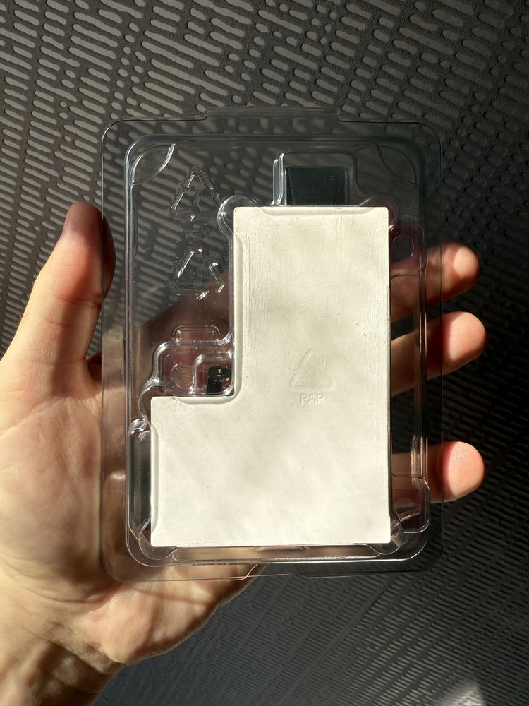 Новий оригінальний аккумулятор Apple iPhone 15 Pro Max P/N:661-31918