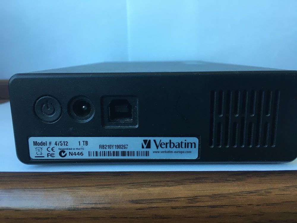 Жесткий диск HDD с карманом 1 Тб