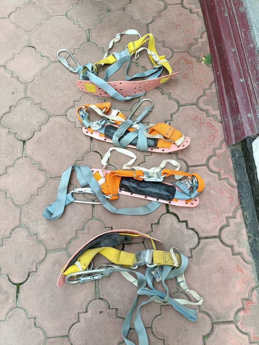 Страховочні пояси