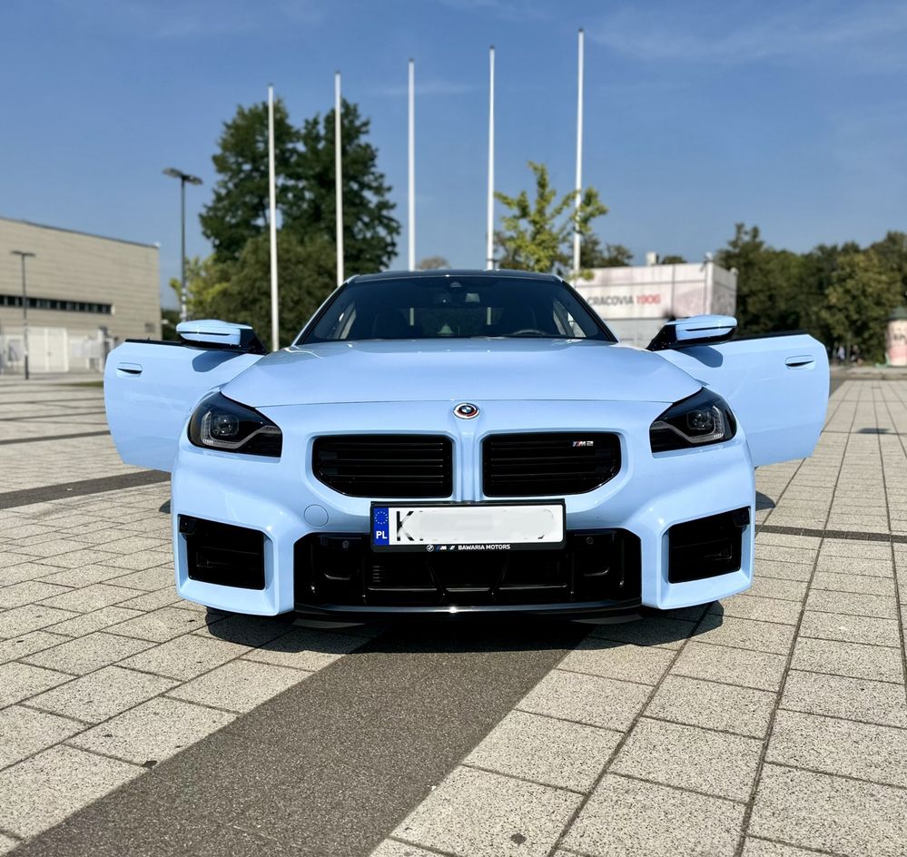 Wynajem Nowe Sportowe  BMW M2 od 899 wypożczalnia  samochodów WESELA