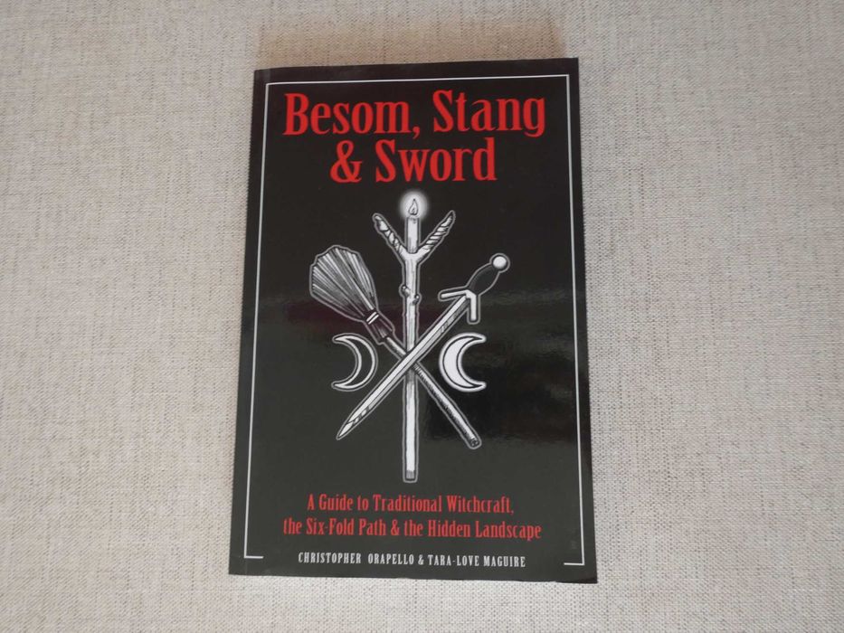 Livro Besom, stang & sword,