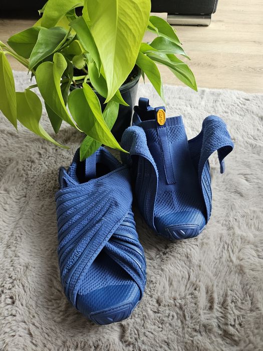 Vibram furoshiki 43