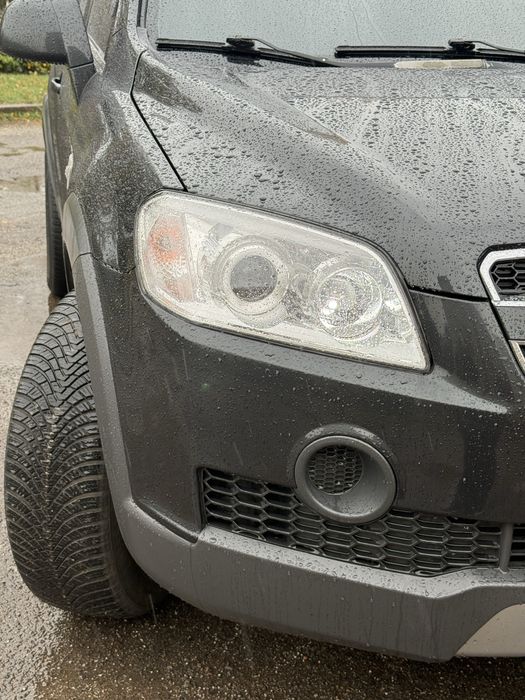 Chevrolet Captiva black c100