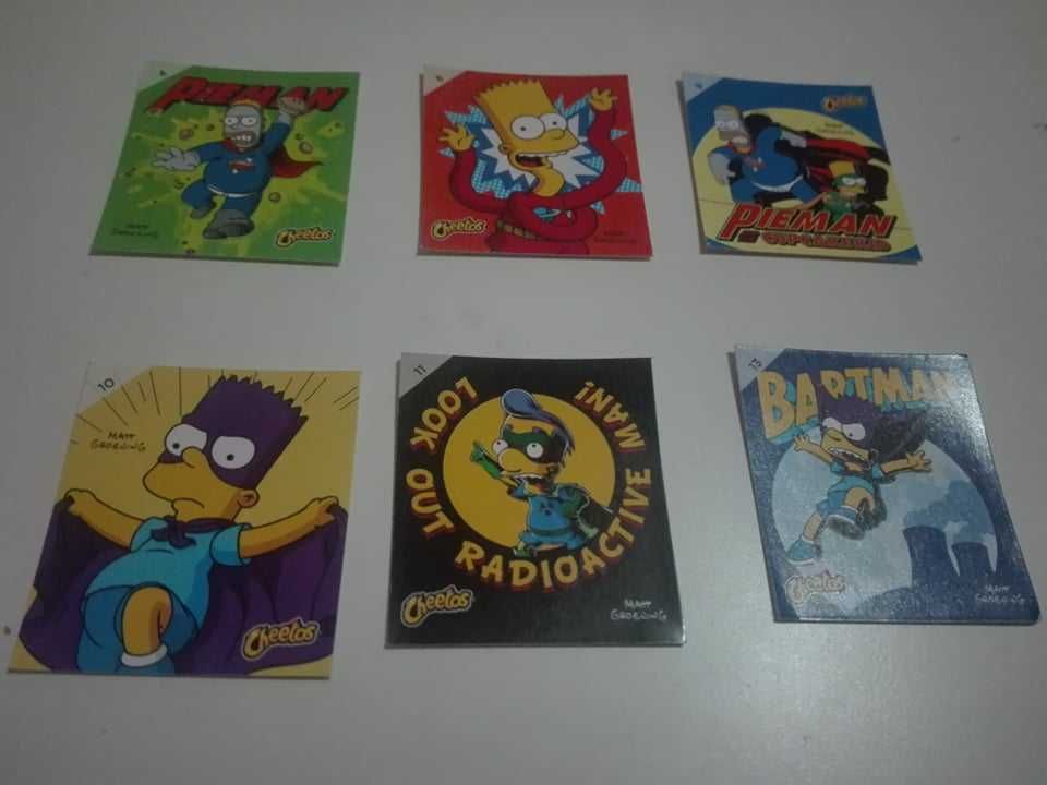 Vários cromos(simpsons, angry birds, invizimals)