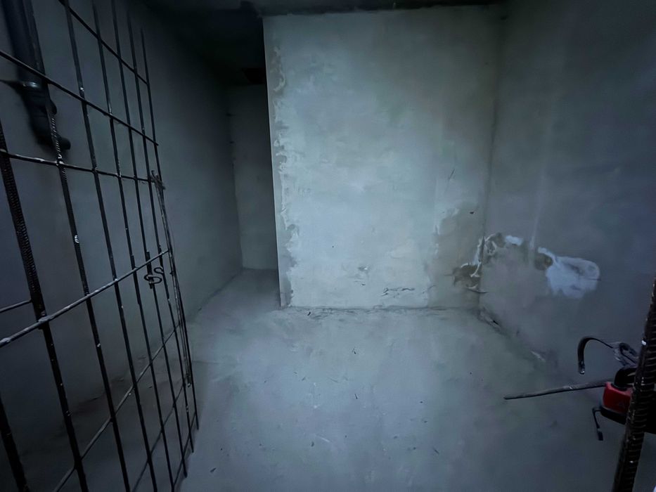 Продається комерційне приміщення вільного призначення в центрі!