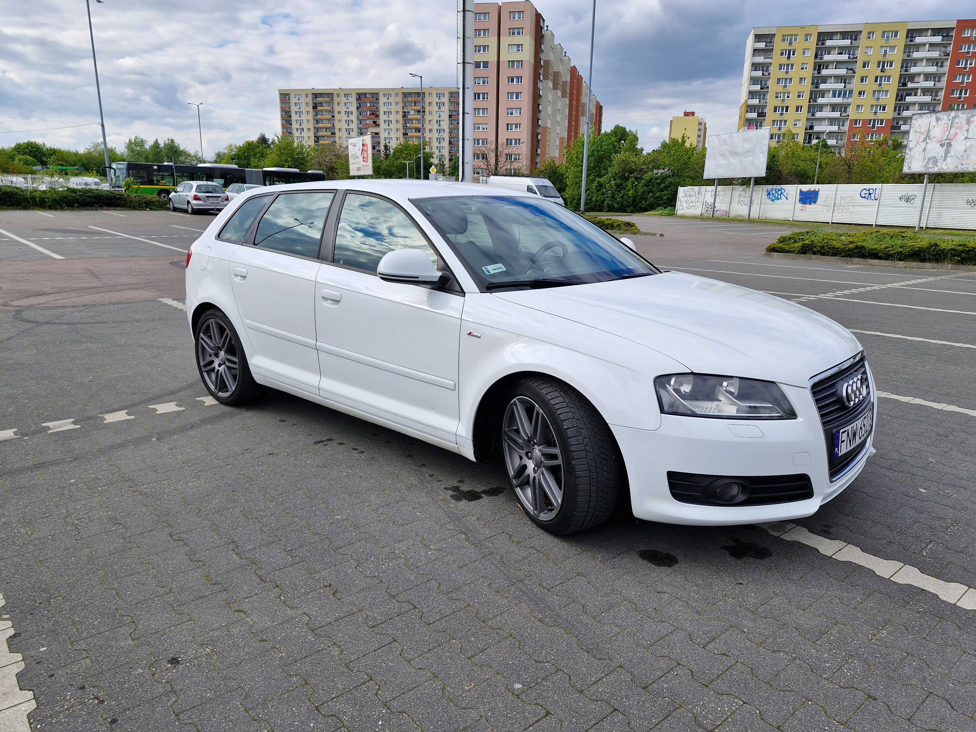 Audi A3 8P Sportback S-Line 1.4TFSI 2009'