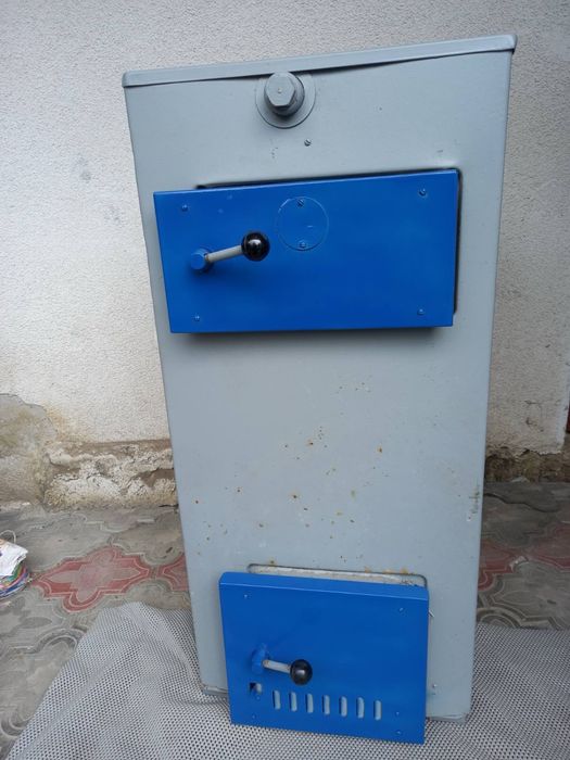 Твердопаливний котел