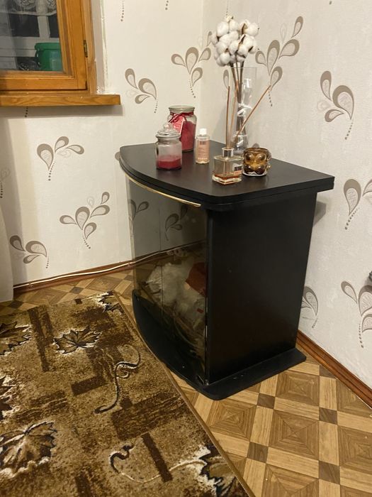 Тумбочка деревянная