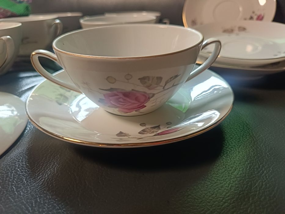 Chodzież zestaw bulionówka i talerzyk 6 sztuk