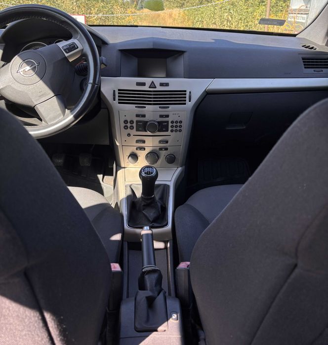 Opel Astra III 2008 1,7 cdti bogate wyposażenie + koła zimowe gratis