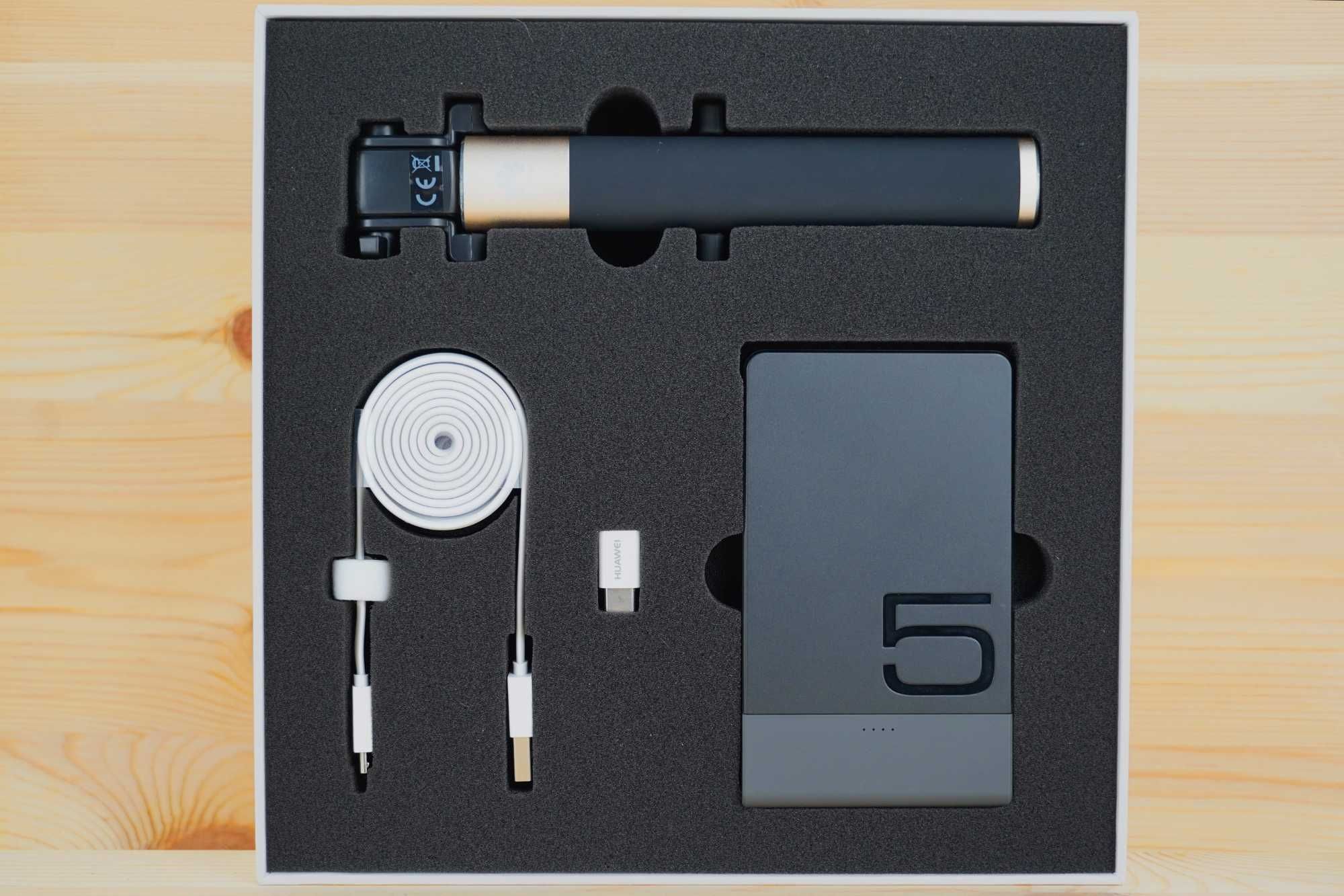 Huawei Power Box - Power Bank, Selfie Stick ,Cabo Dados Micro-USB USB