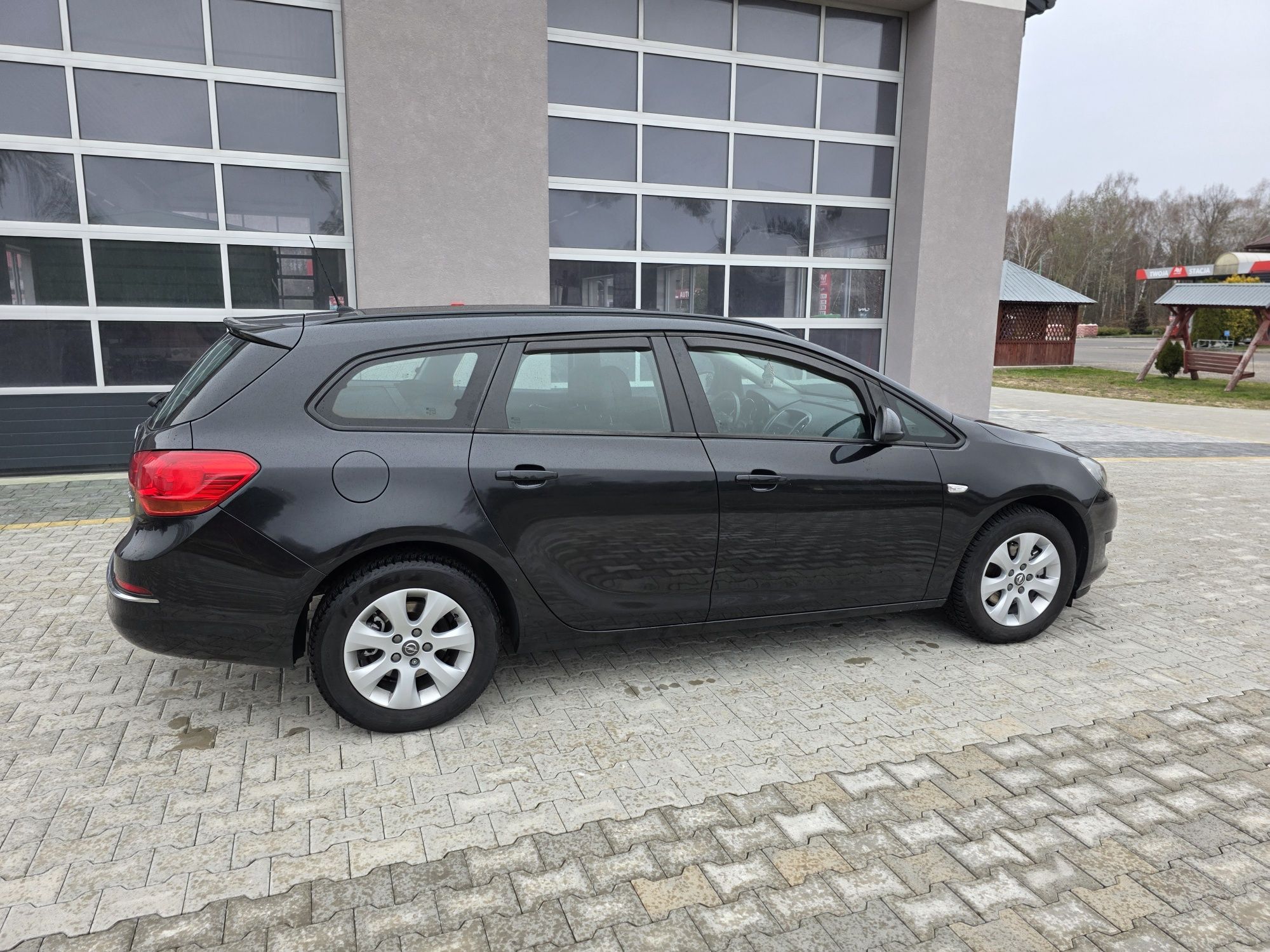 Opel Astra J 2014 1.6 cdti