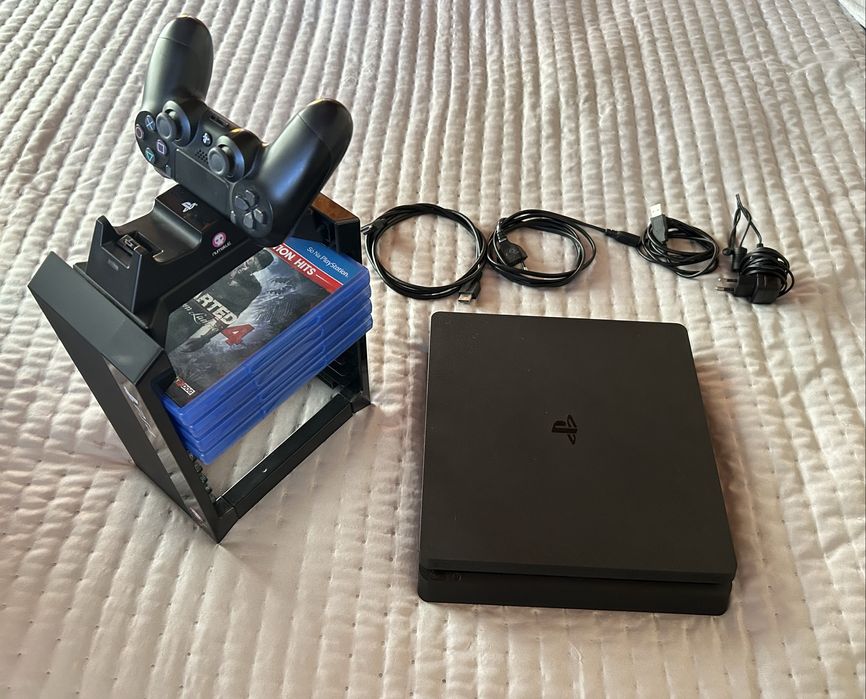 Playstation 4 volante e carregador de comandos