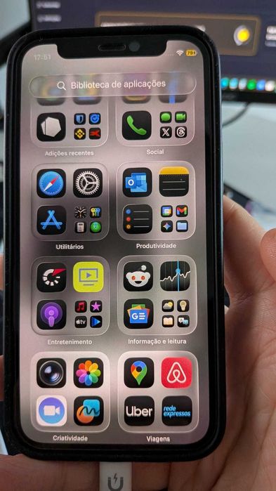 iPhone 12 mini - sem arranhoes e a funcionar perfeitamente