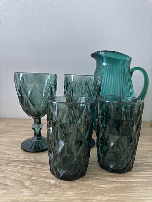 Zestaw szklanek i kieliszkow 16szt zielony