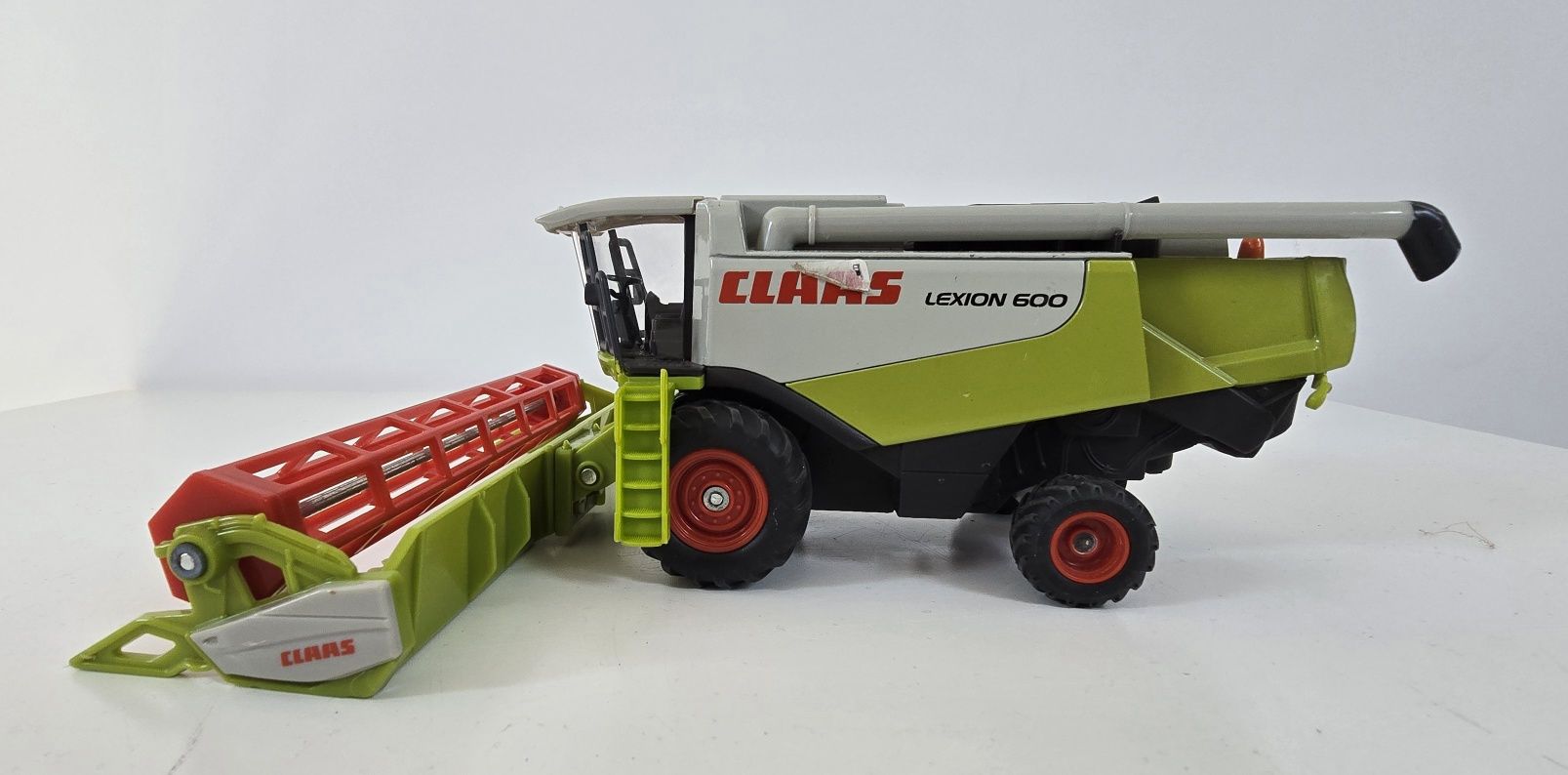Kombajn Claas Lexion 600