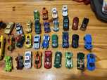 Машинки хот вілс hot wheels від 3-х шт.