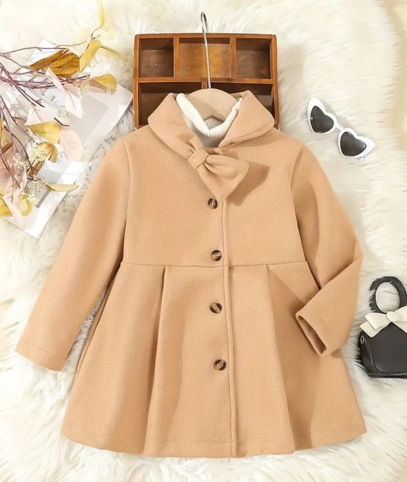 Nowy płaszczyk dla dziewczynki