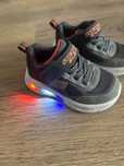 Buty dla chłopca skechers świecące rozmiar 24