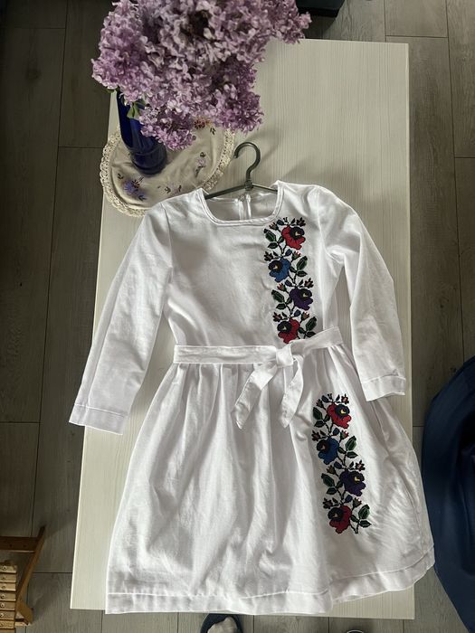 Красиве вишиване плаття, вишиванка на дівчинку вік 10-14р