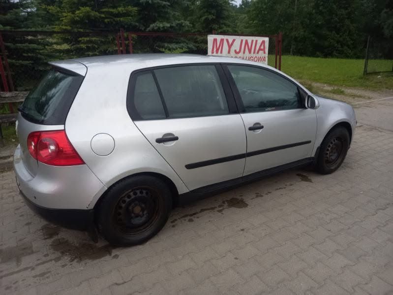 VW Golf V 2004 1.4 benzyna 55kw