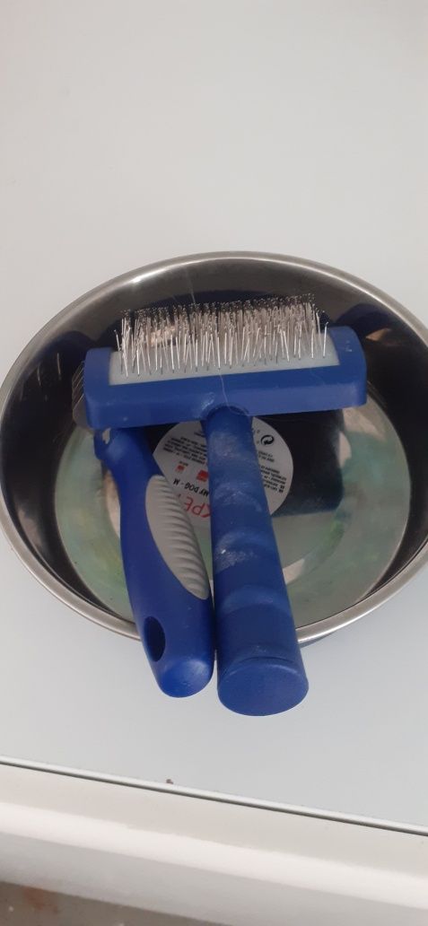 Bowl, cardadeira e pente Artero