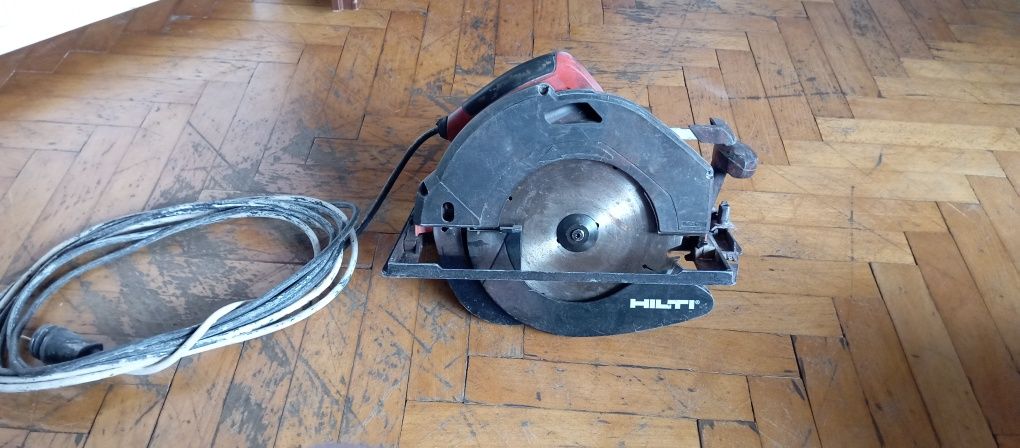 Pilarka tarczowa Hilti