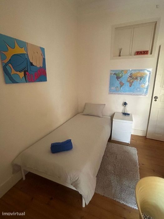 789491 - Quarto junto ao Técnico em casa...