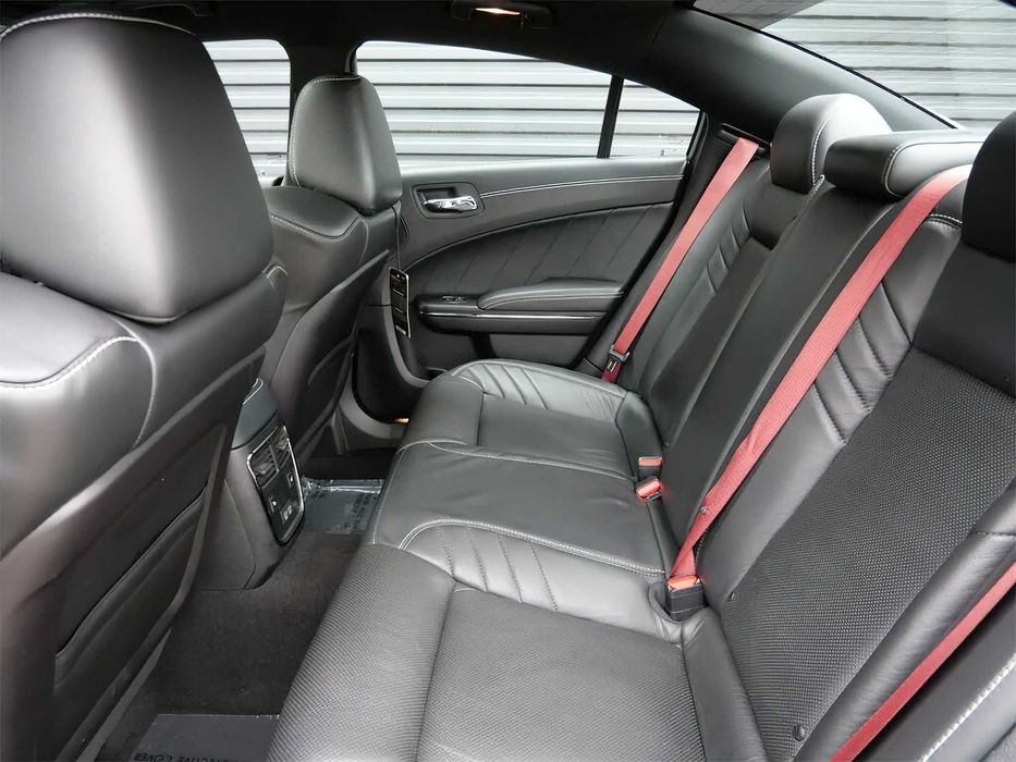 Dodge Charger SRT HELLCAT      2023