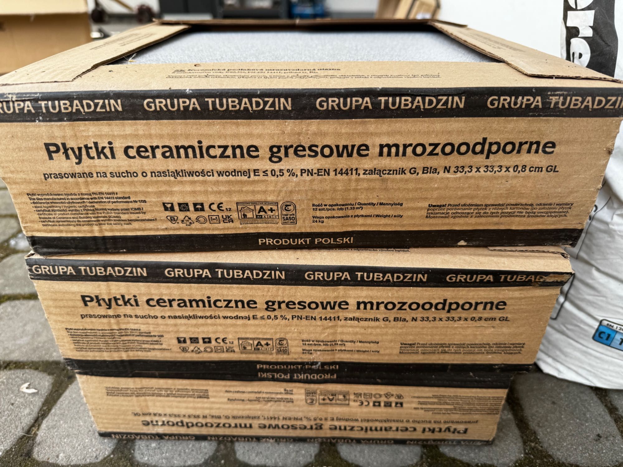 Gres Tubądzin Eterno Szary 33x33 - Nowy nierozpakowany - 3 paczki, 4m2