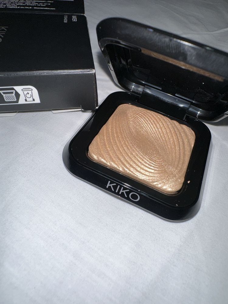 Тени Kiko Milano Water Eyeshadow. 03