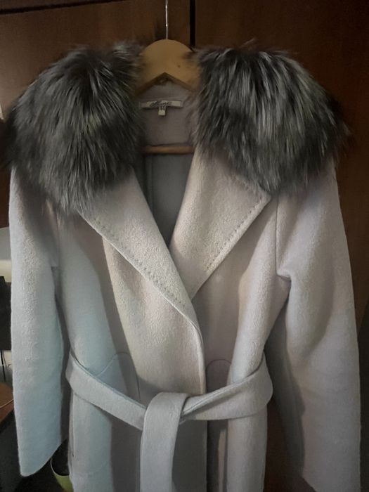 Продам пальто ( зима )