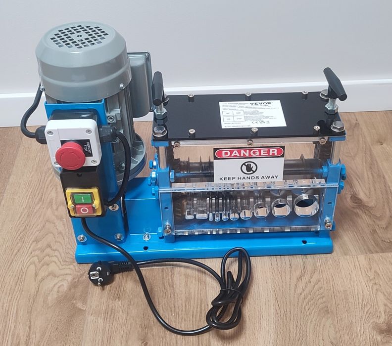 Korowarka elektryczna do kabli -  370wat - duża