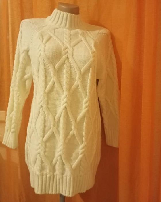 Красивое теплое платье