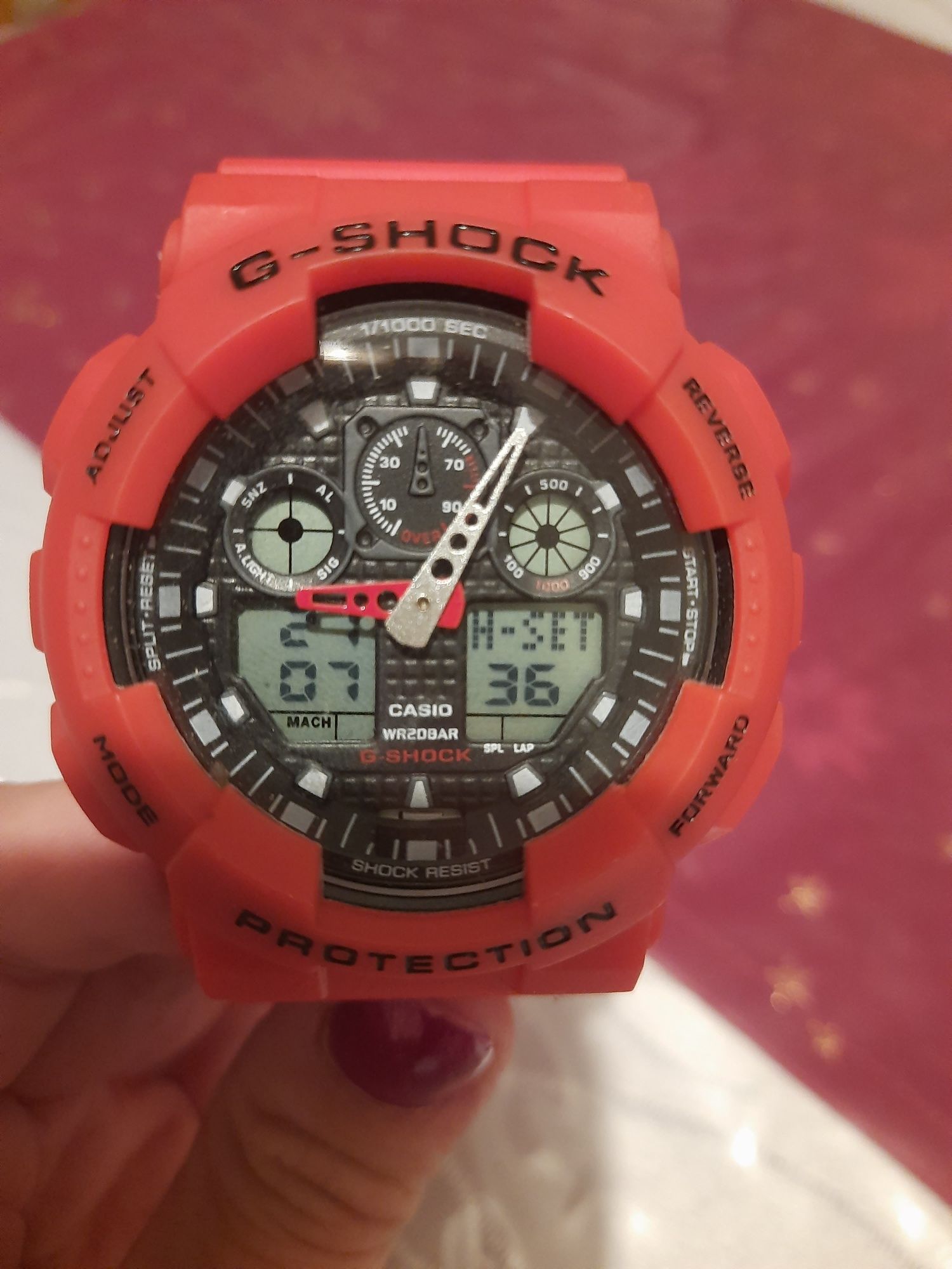 zegarek G-Shock Ga 100 czerwony