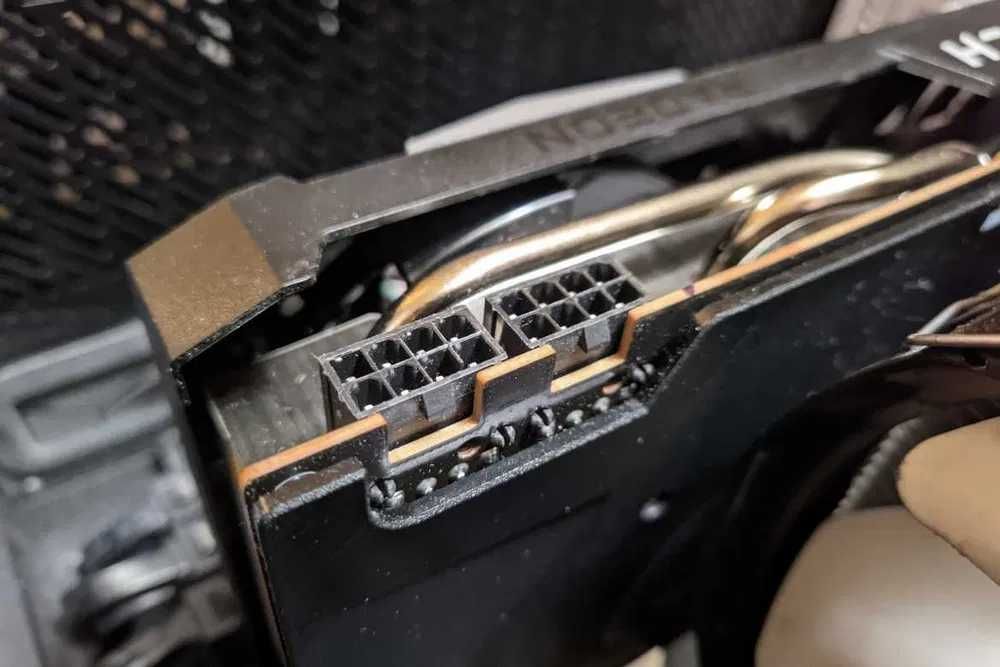 RX 6750 XT 12GB msi mech 2X