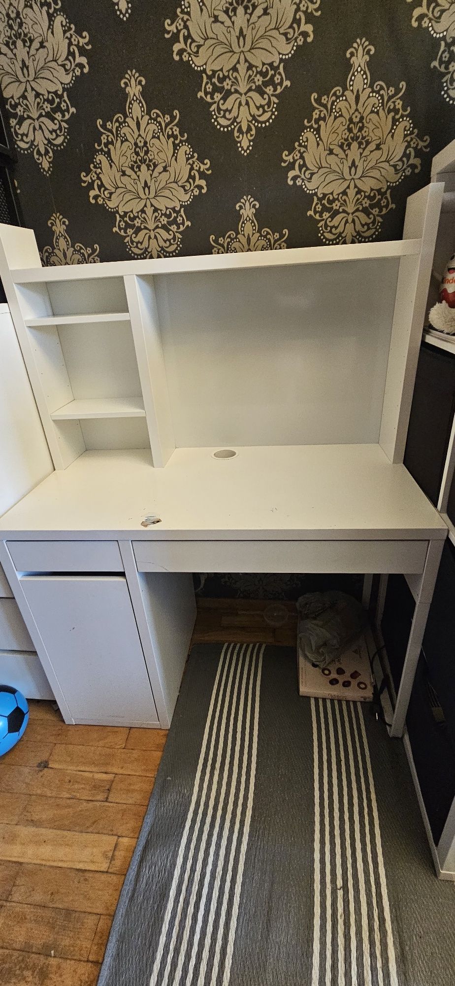 Biurko ikea Micke z nadstawką