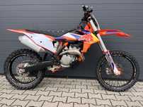 KTM SXF 250 z 2022 roku - HOLESHOT
