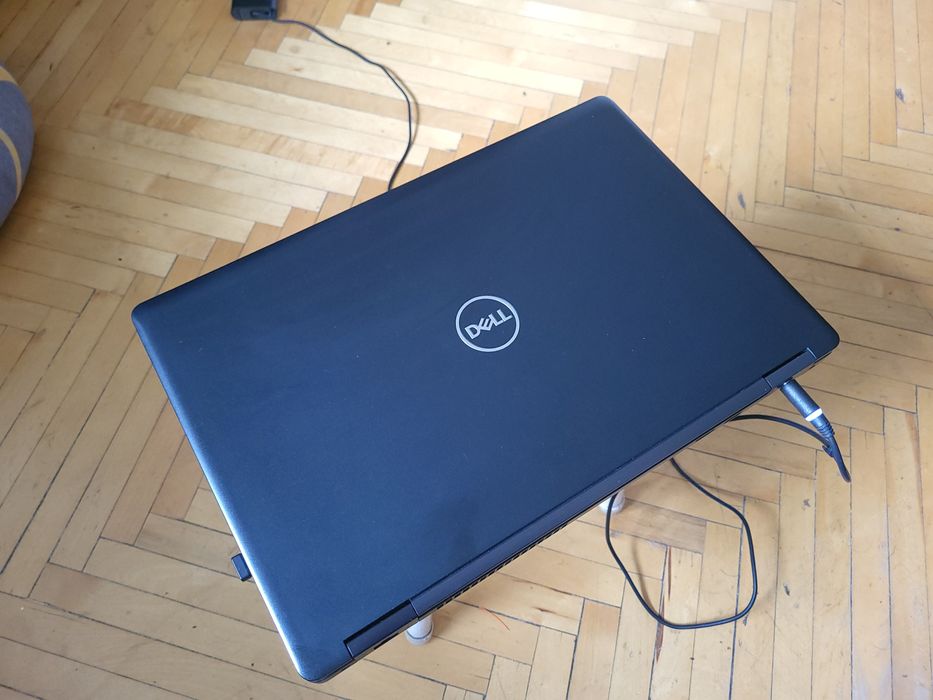 Dell 5590 Latitude 15,6 I7-7600 16/256GB