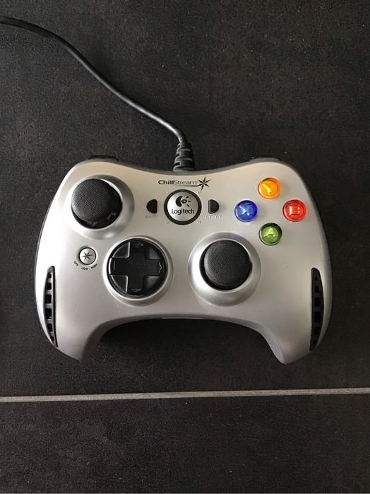 Джойстик Logitech Chill Stream