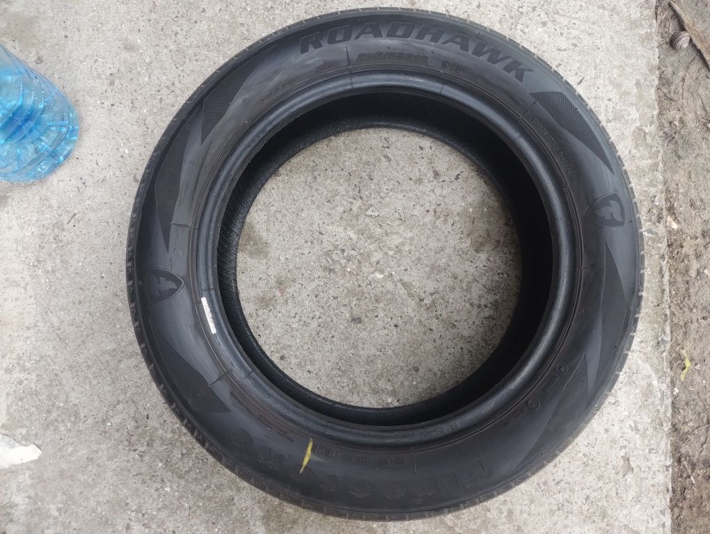 Шини Roadhawk і Rovelu 205/55/16