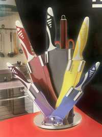 Conjunto de facas com suporte